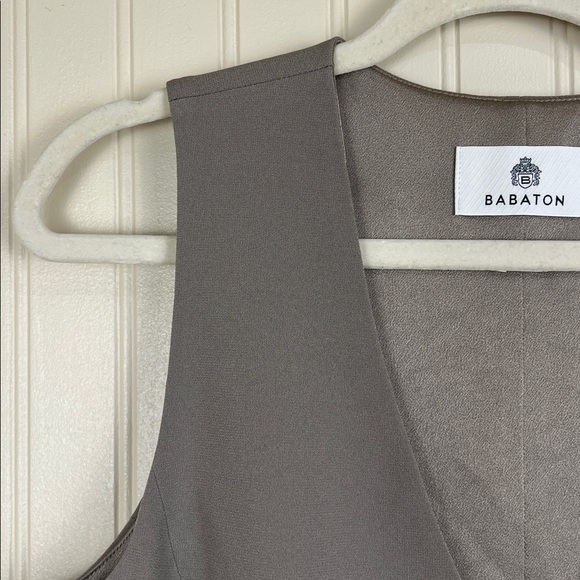 Aritzia Babaton Deniro Vest Taupe size 10 - Picture 3 of 10